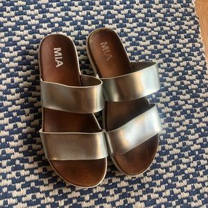 Metallic Silver sandals